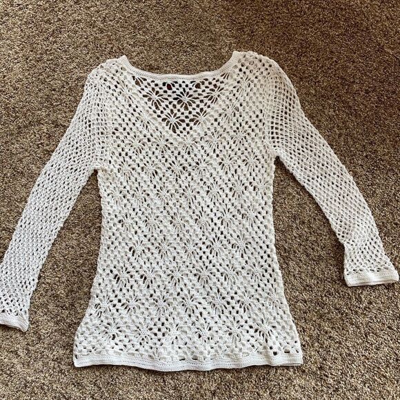 💼Beautiful Crocheted Sweater, Long Sleeve, V-neck - Picture 7 of 9
